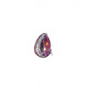 Teardrop amethyst pendant set in goldtone metal